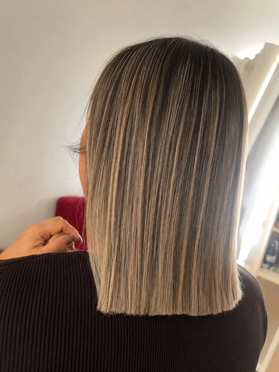 full head babylights blonde on brown hair Blunt Blonde Babylights for a Sleek Shoulder-Length Finish