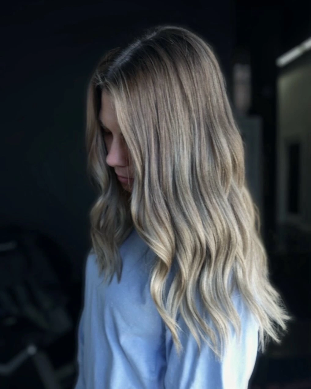 Hair Lowlights: Color Ideas and Inspiration Soft Pearl Blonde Waves With Hidden Ash Depth