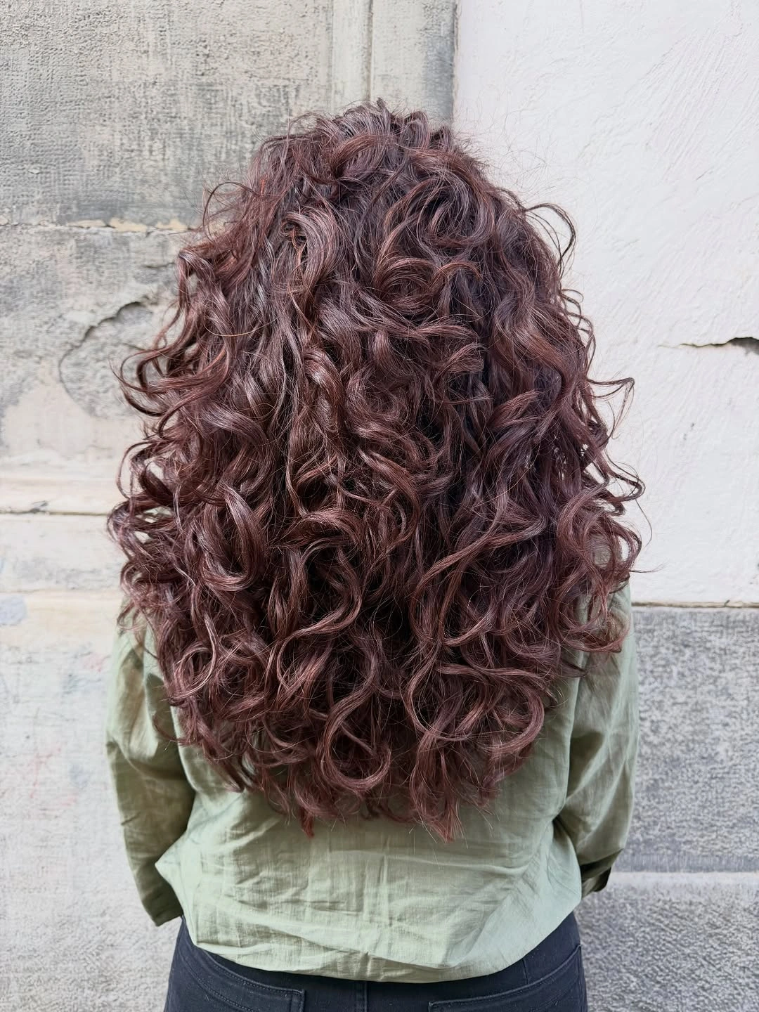 heatless curls hairstyle Long Romantic Curls with Rich Dimensional Shine