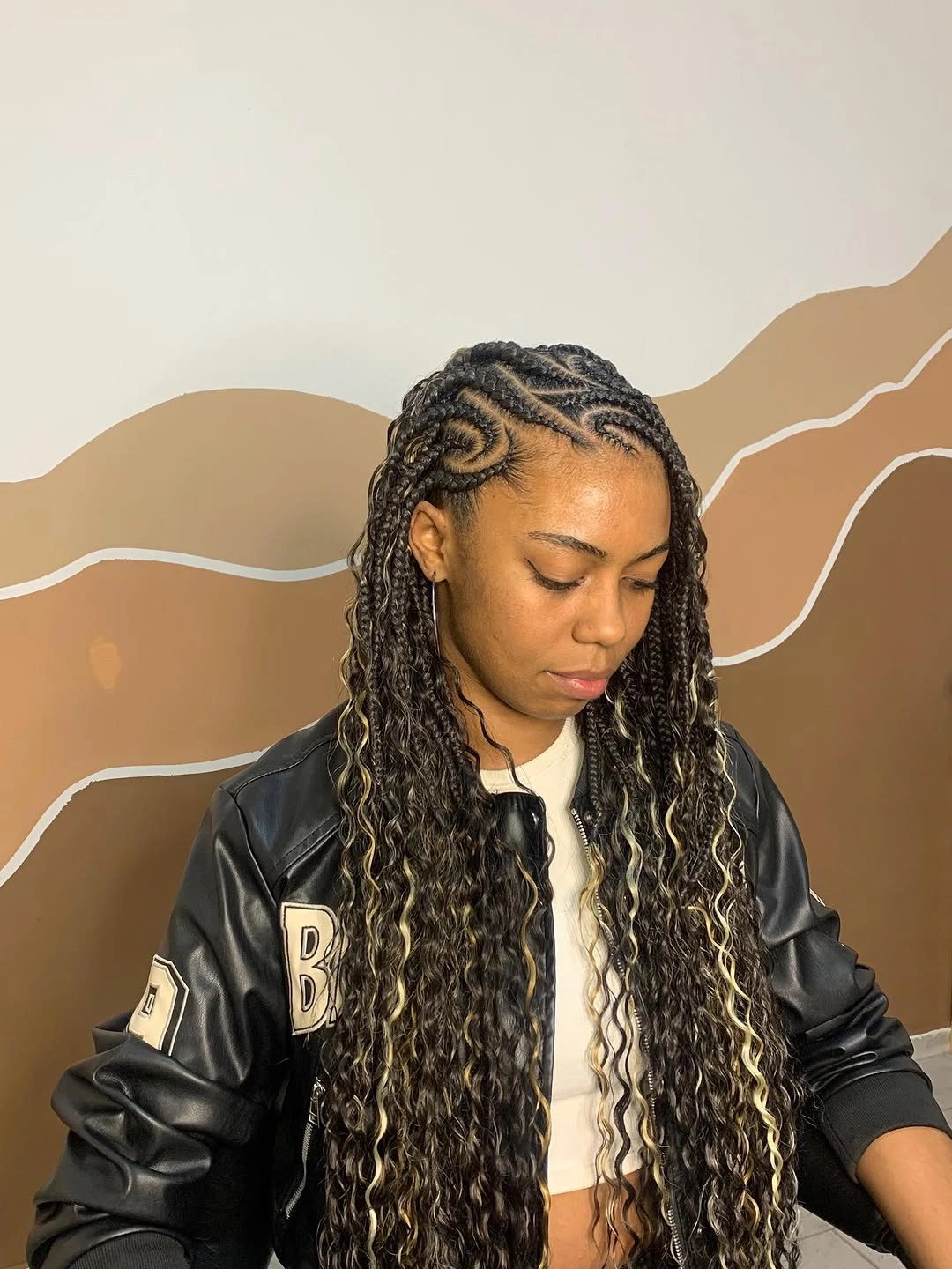 lemonade braid hairstyle Boho Lemonade Braids With Blonde Face-Framing Highlights