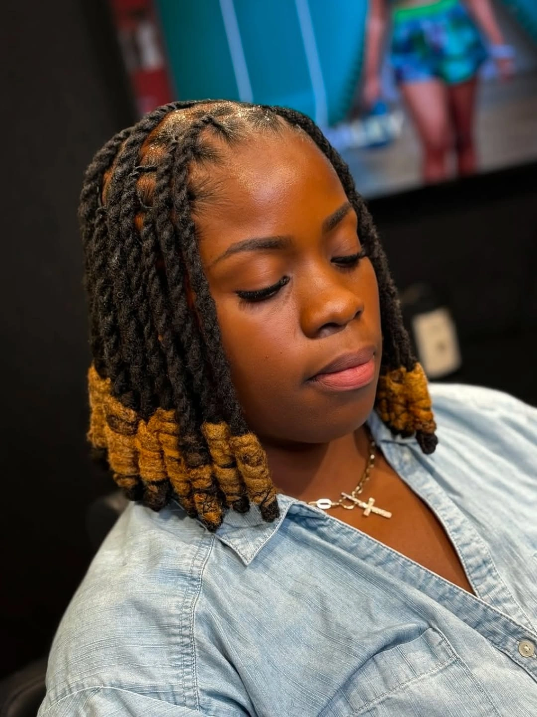 locs hairstyles for black women Shoulder-Length Bob with Honey-Dipped Ends