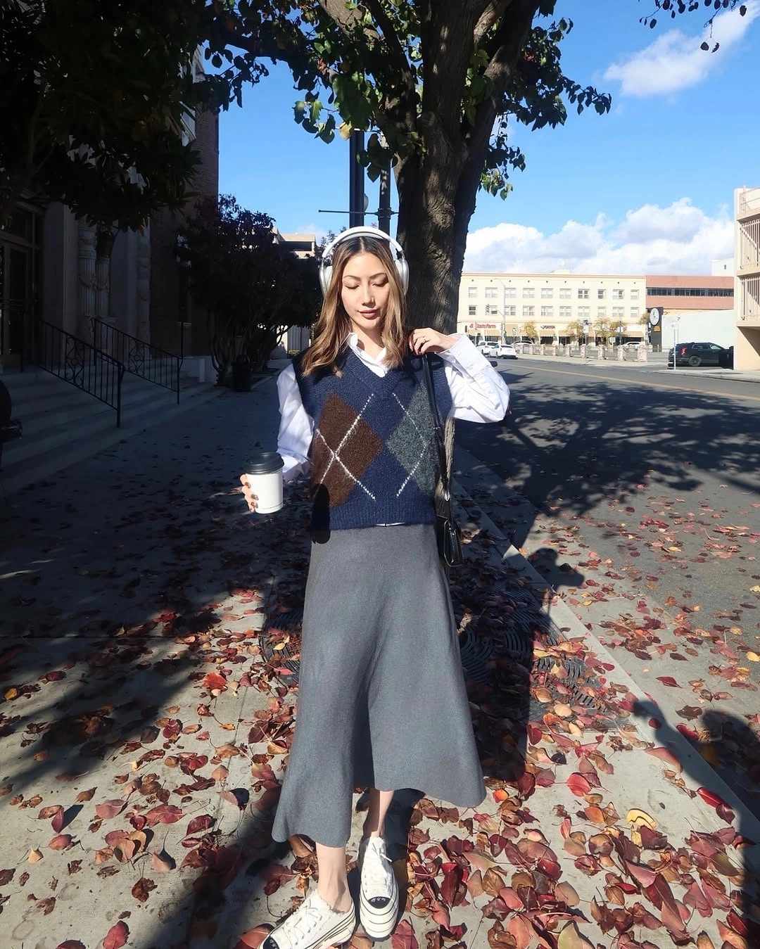 Modest Fall Outfits 2026: 21 Elegant and Cozy Outfit Ideas You'll Want to Wear All Season