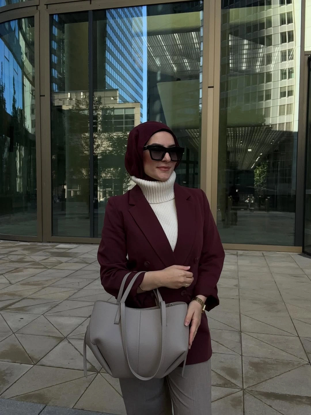 modest fall outfits 2026 Refined Burgundy Tailoring for Sophisticated Fall Days