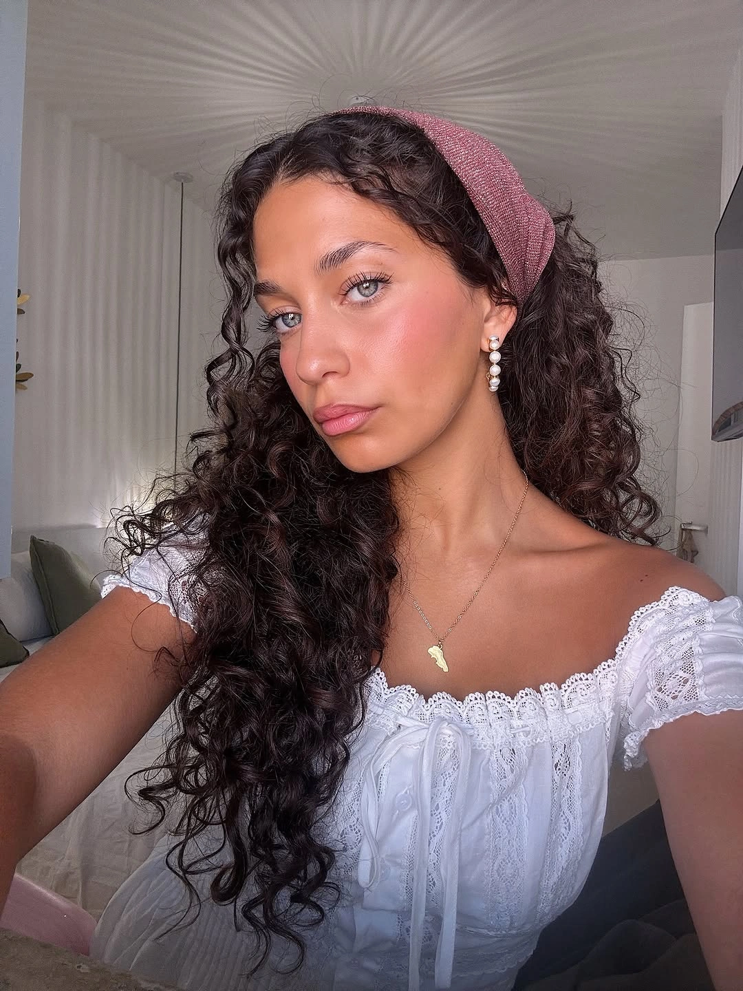 September hairstyles ideas 2026 Long Curls With Mauve Headscarf