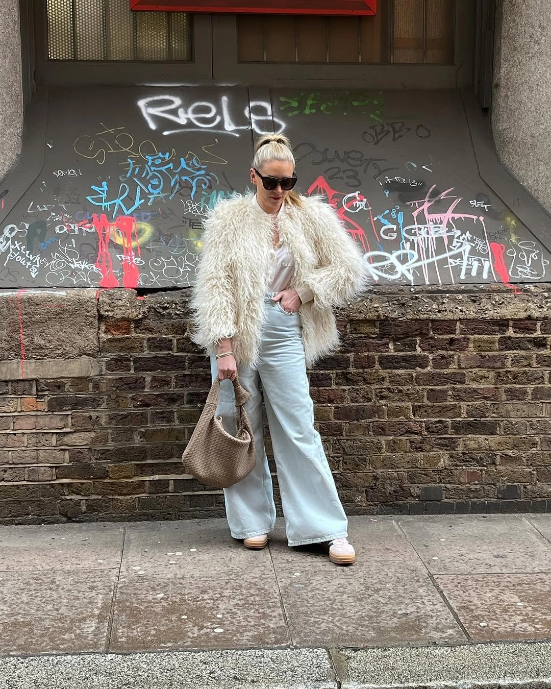 shaggy jacket Relaxed Street Style with Cozy White Texture