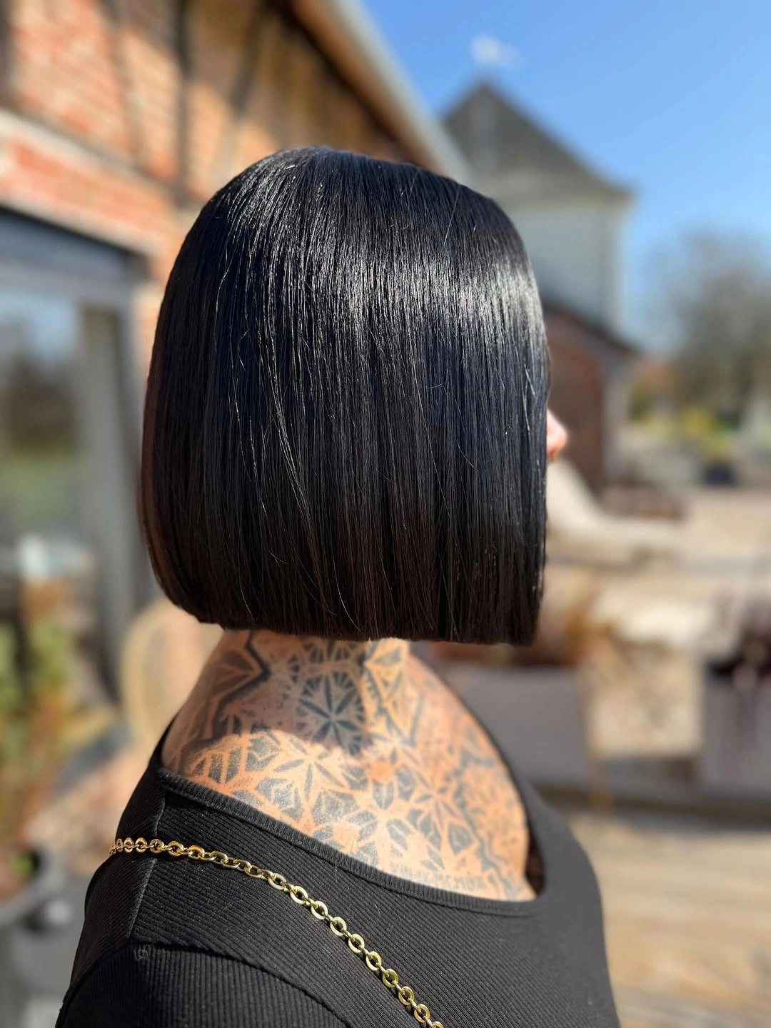 short bobbed hairstyle Classic Sleek Bob with Blunt Precision