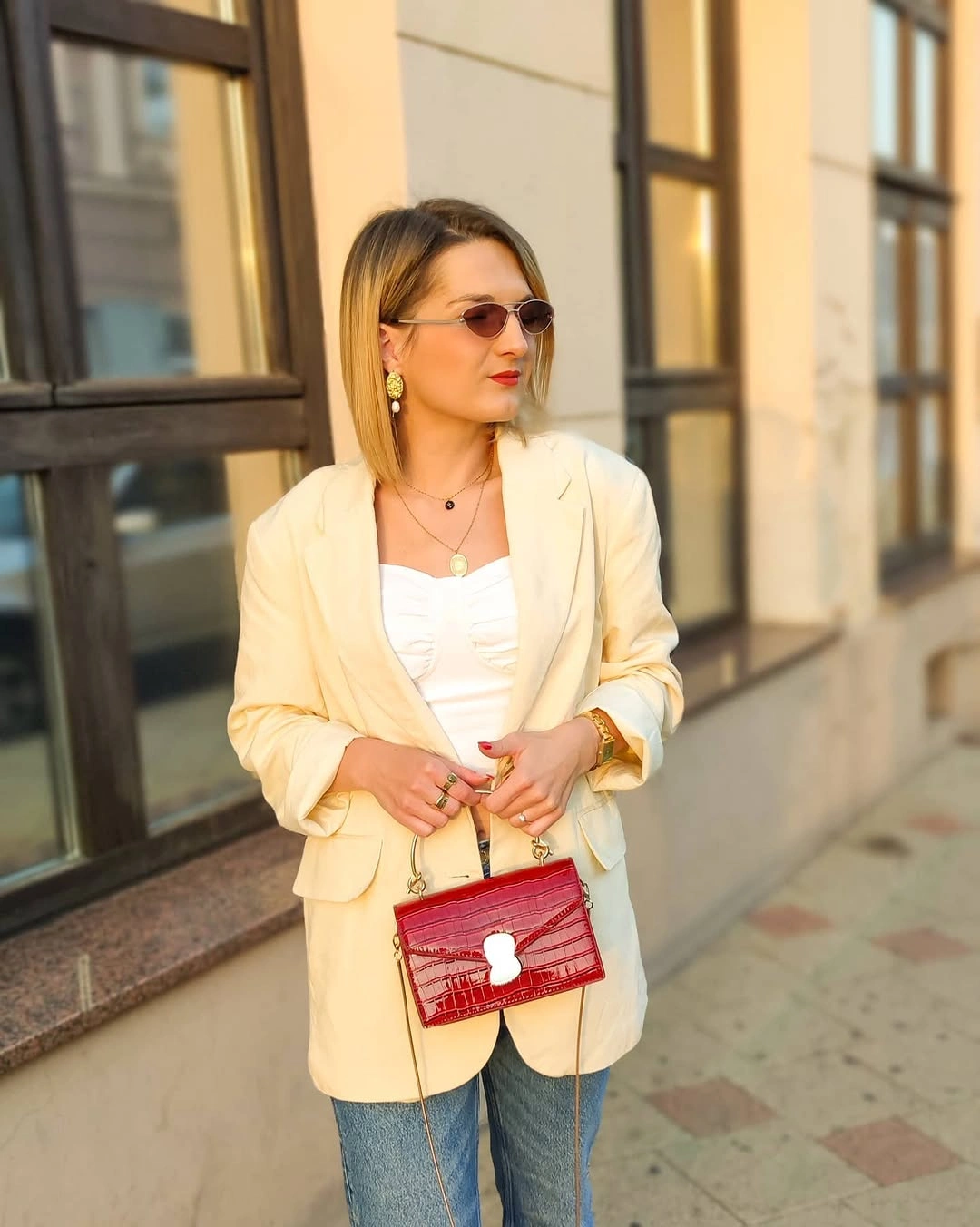 what are must-have fall outfits for 2026 A Cream Blazer That Brightens Every Autumn Outfit