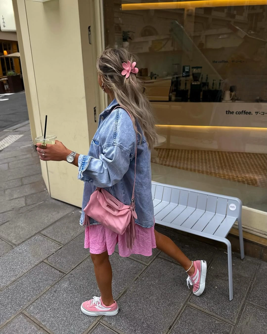 what are the best fall outfits for casual days? Denim Jacket and Pink Accents for Warm Fall Afternoons