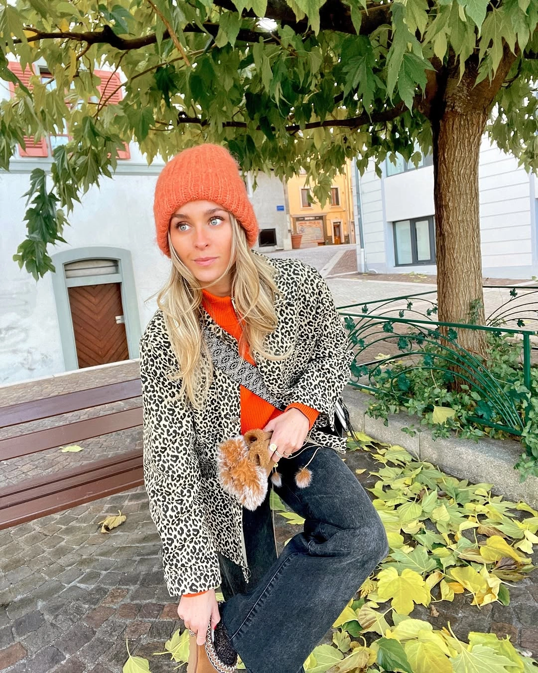 what are the best fall outfits for casual days? Leopard Print and Bright Orange for Crisp Autumn Days