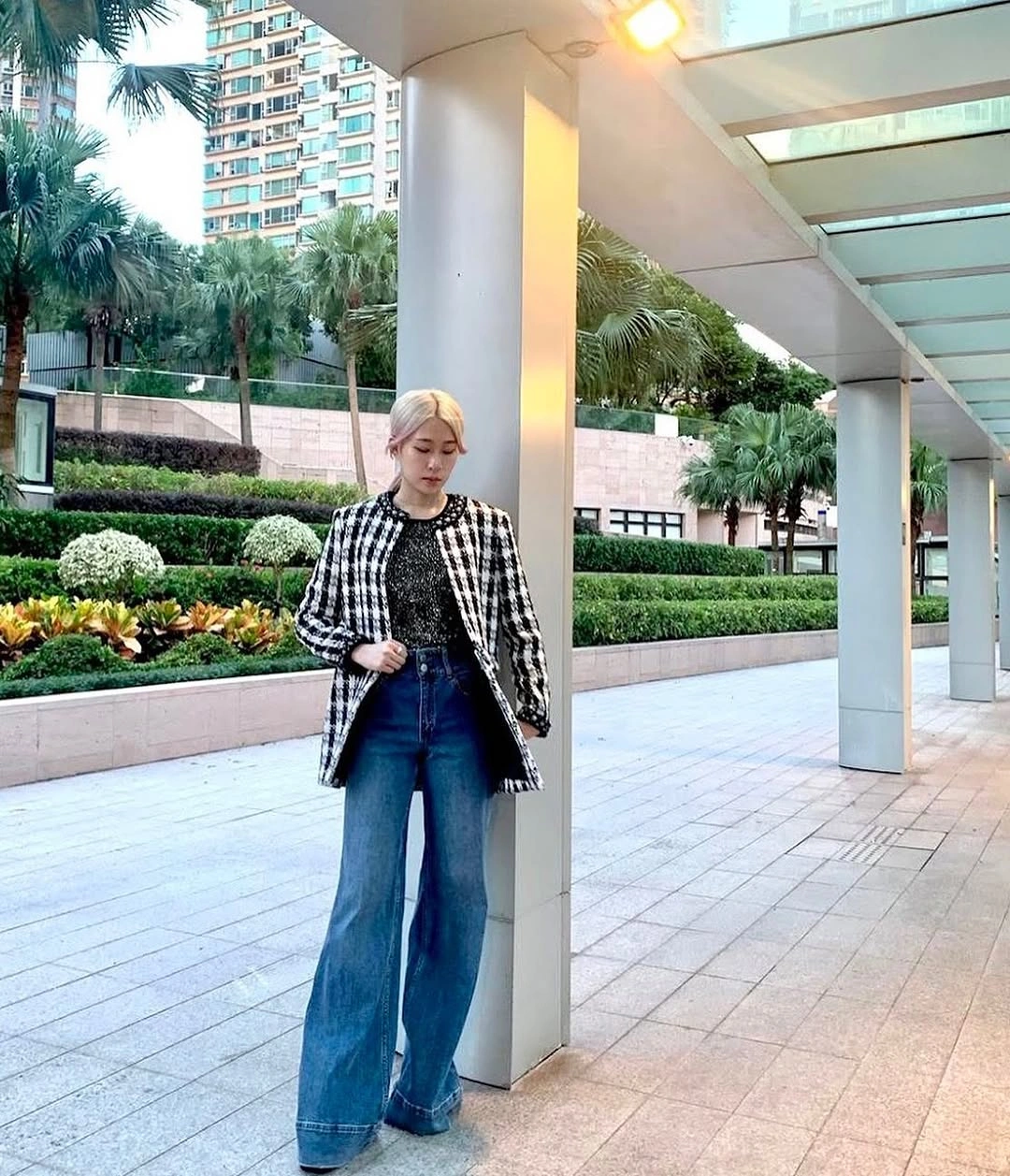 wide leg jeans outfit fall 2026 Classic Tweed Jacket For Elevated Fall Dressing