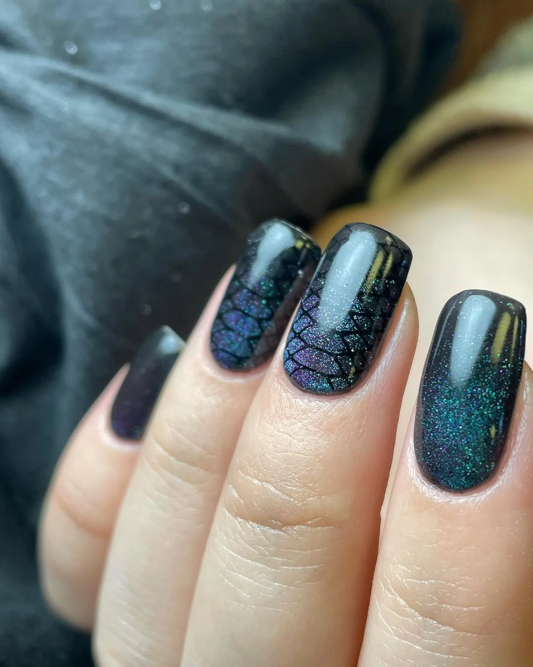 Teal-Black Nails with Blue-Purple Reflective Texture