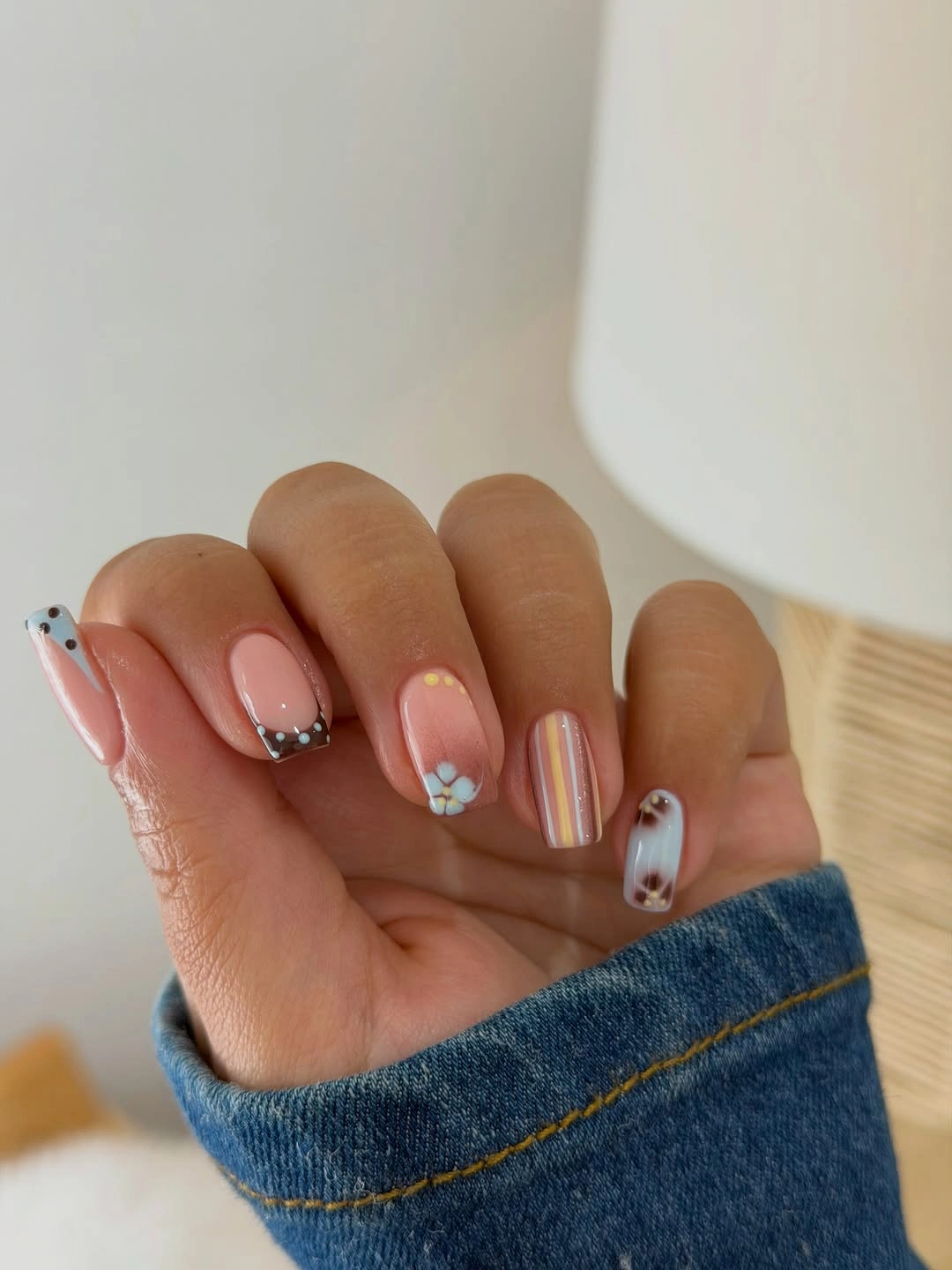 Short Square Nails with Pearls and Metallic Lines