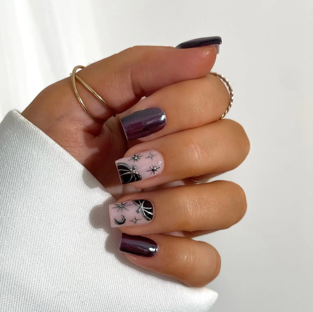 Short square nails with tiny line art and dark tips