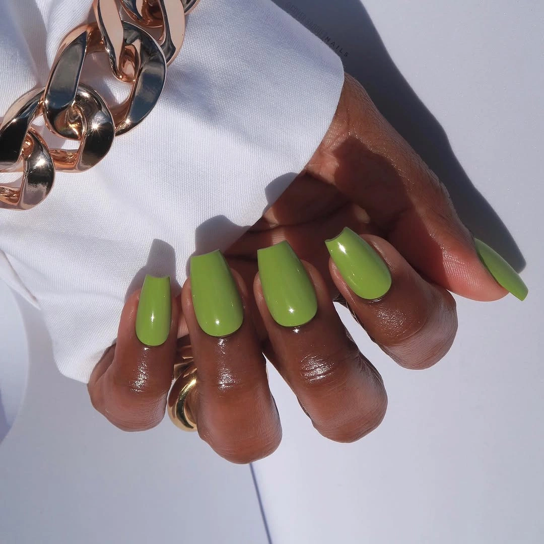 Short glossy olive-green nails in rounded-square shape