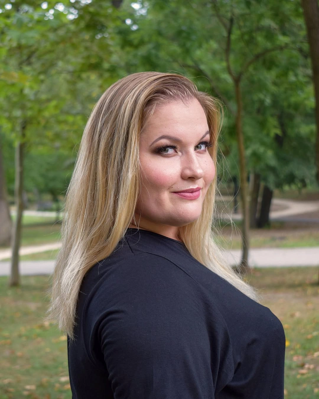 Long blonde hair with soft lower layers