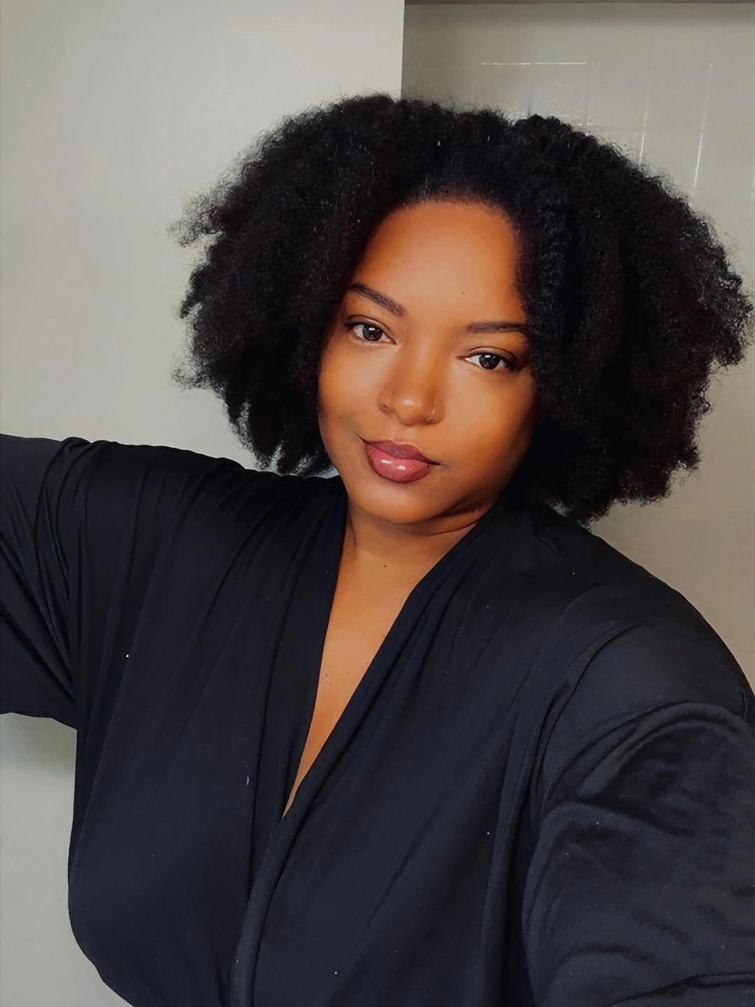 Full rounded curly shape with soft center opening