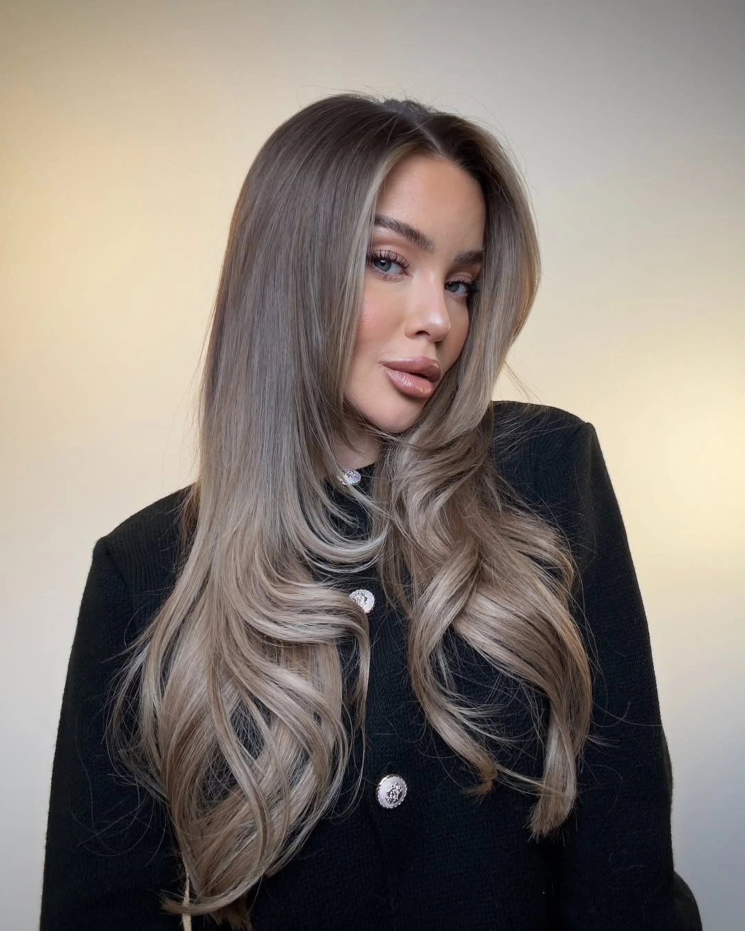 Long mushroom brown hair with cool beige ribbons